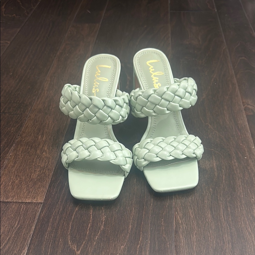 Lulu's Green Braided Strap Sandals